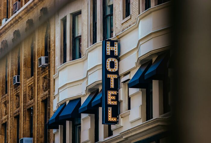 32 Hotel Secrets You Totally Wish You Knew Before Your Next Trip