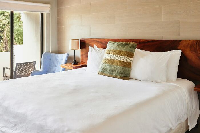 32 Hotel Secrets You Totally Wish You Knew Before Your Next Trip
