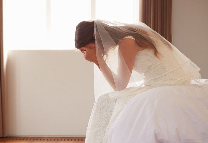 Let’s Spill the Tea: The Wildest Final Straws That Made People Say 'Bye-Bye' to Their Marriages