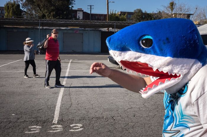Wait, They Actually Snapped That?! 42 Street Pics That Are Too Weird To Believe