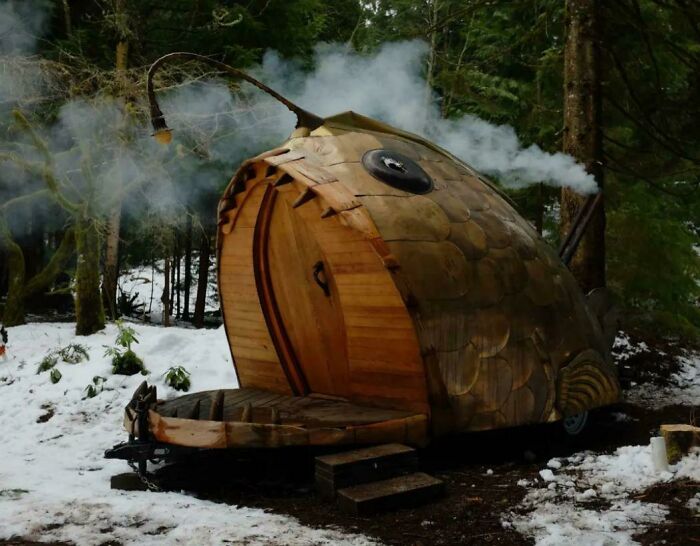 The Anglerfish Sauna Lit Up in Washington State’s Woods
