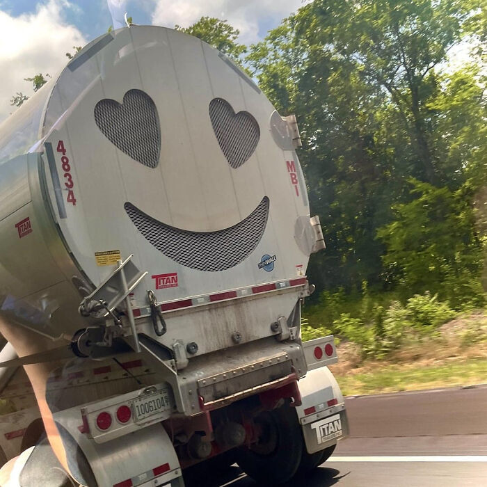This Tanker Truck Totally Has a Cooler Vibe Than Me