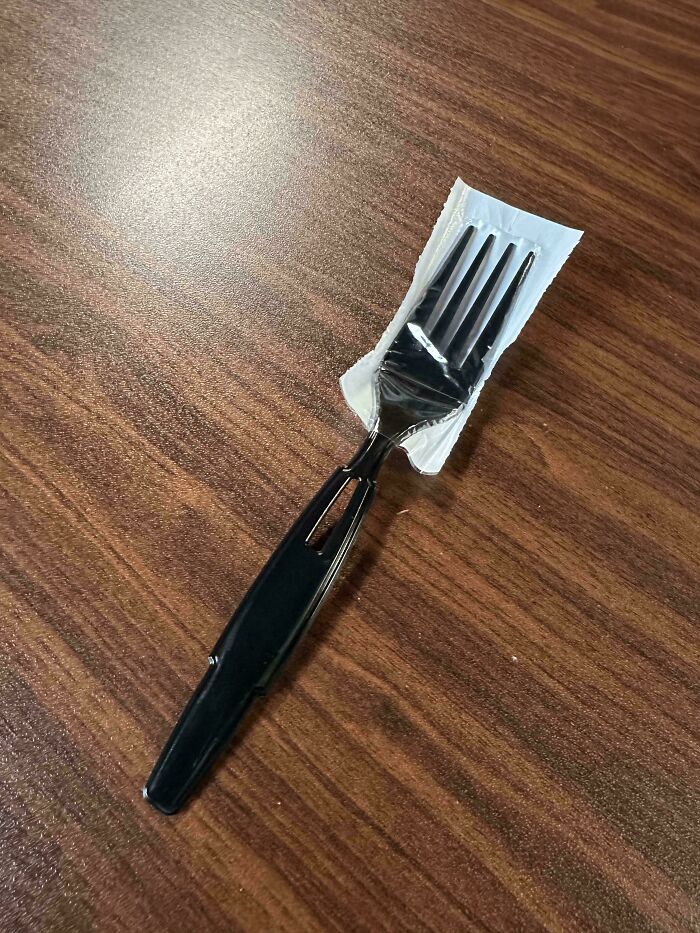 Plastic Utensils Wrapped Only Around the Business End—Saving Plastic Like a Boss