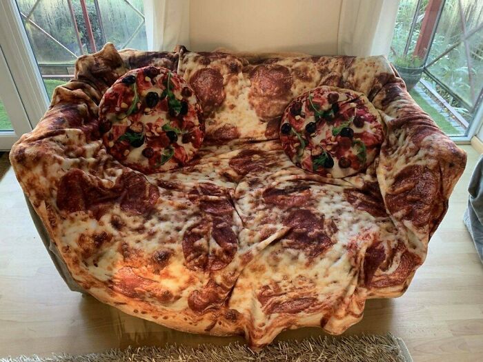 That’s My Kind of Sofa—Looks Comfy and Cool