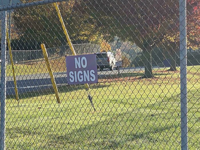 Talk About Irony, Sign Edition