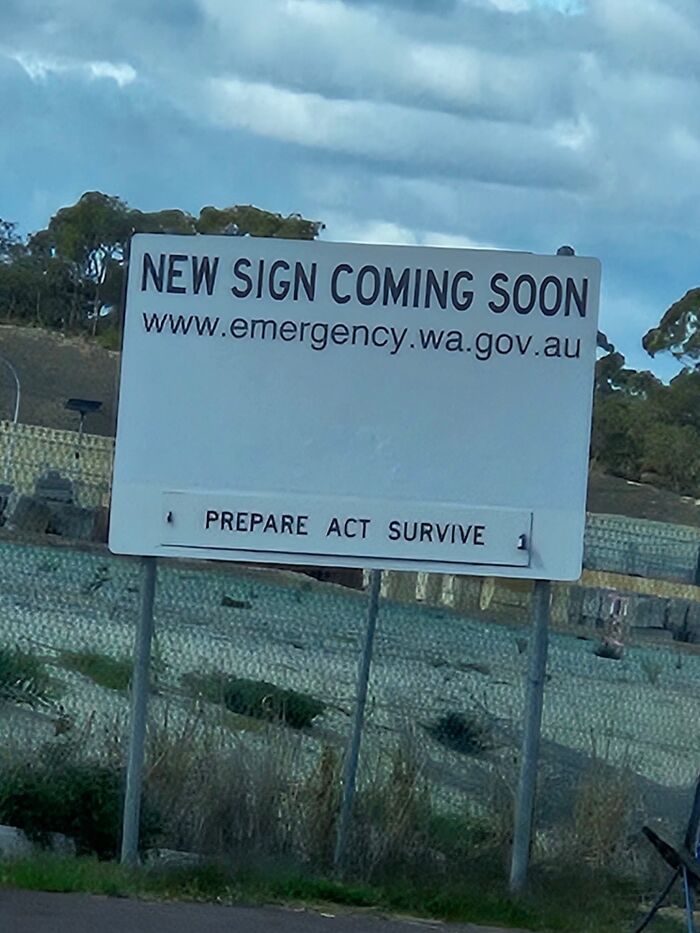 Whoa, These Signs Totally Blew Their One Job!