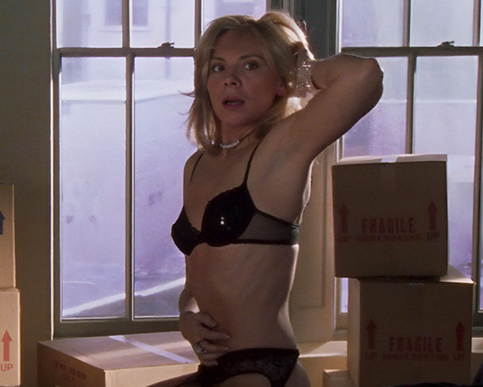 Kim Cattrall’s "Gross" On-Set Moment With A 'Sex and the City' Co-Star