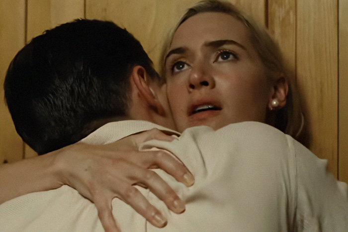 Kate Winslet’s Super Weird Love Scenes In Front Of Her Husband