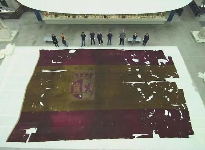 Wait, They Actually Took Photos To Show How Crazy Huge Stuff Really Is?