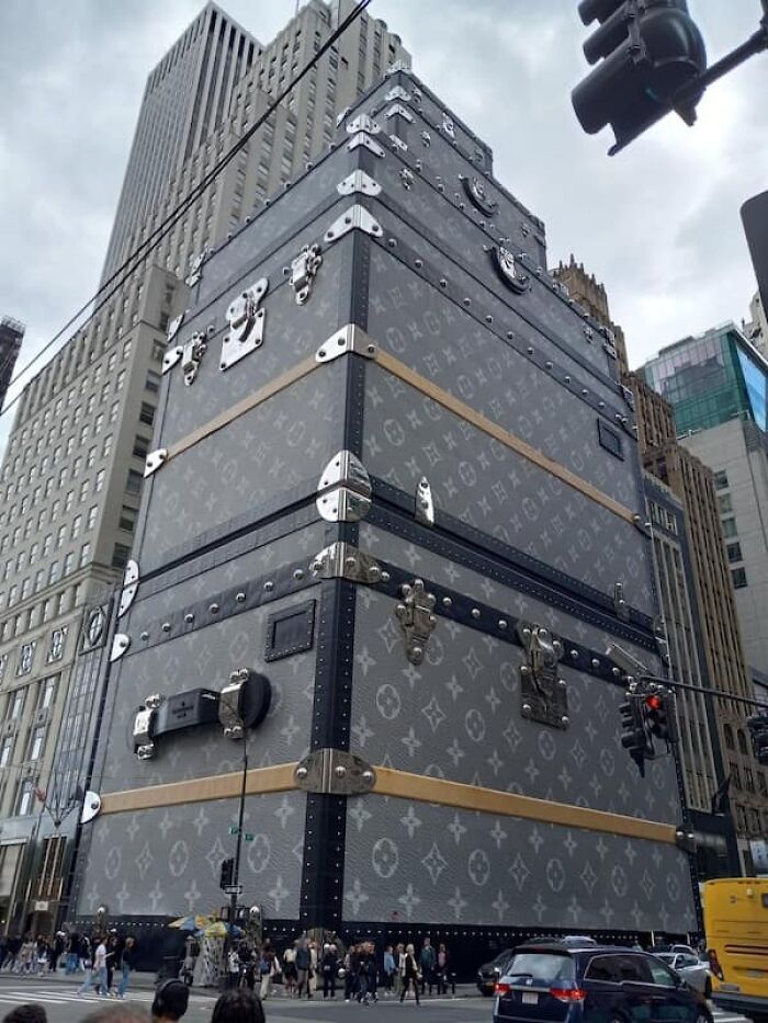 Wait, They Actually Took Photos To Show How Crazy Huge Stuff Really Is?