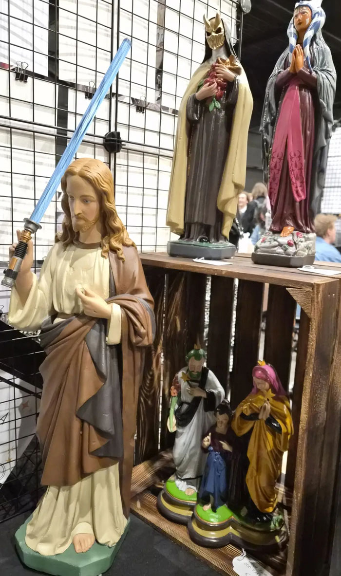 From Comic Con Holland—Epic Costume Alert
