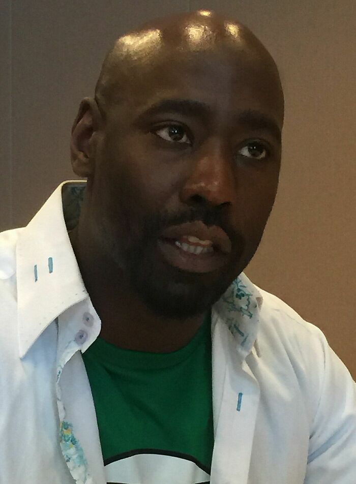 D. B. Woodside: The Angel Who’s Also a Chess Champ (57)