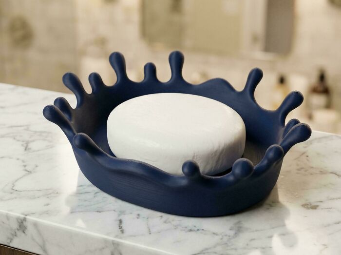 This Soap Holder Looks Like A Splash! So Cool!