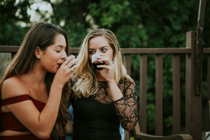56 WTF Moments When Guys Found Out Their Girlfriends Were Sneaky Cheaters