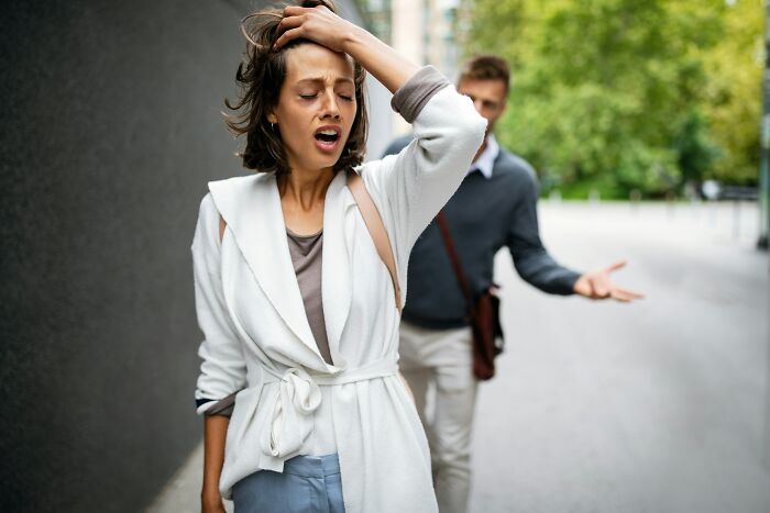 56 WTF Moments When Guys Found Out Their Girlfriends Were Sneaky Cheaters