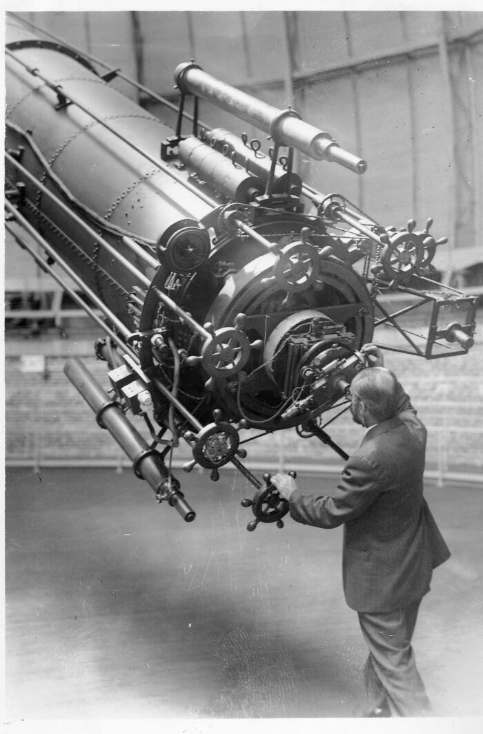 Astronomer Eyeing Mars, 1926 (Space Geek Goals)