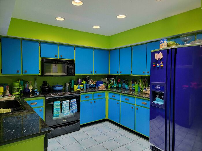Wait, These 70s & 80s Designs Are Still Rocking Our World!