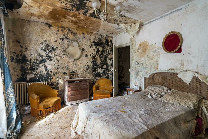 Forgotten Places Full of Surprises: 96 Wild Finds from Urban Explorers