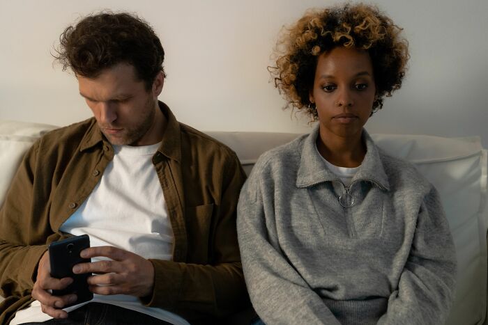 Wait, They Actually Noticed These Weird Cheating Clues?