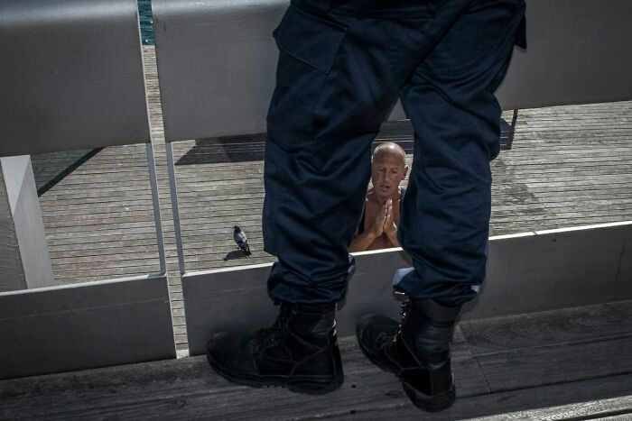 31 Street Photos That Might Just Trick Your Brain (Look Twice!)