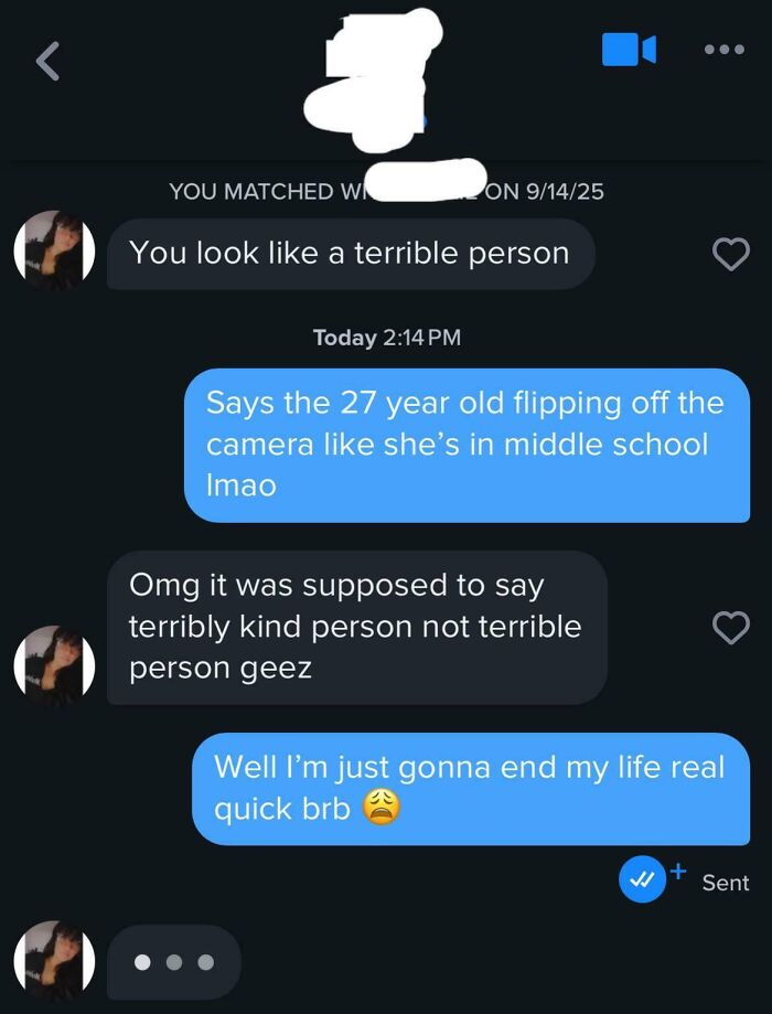 Let's Dive Into the Weirdest (And Funniest) Tinder Messages Ever!