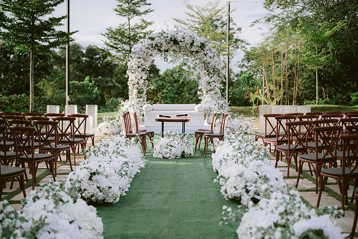 These Wedding Moments Scream "Divorce Incoming!" and It's Hilariously Awkward