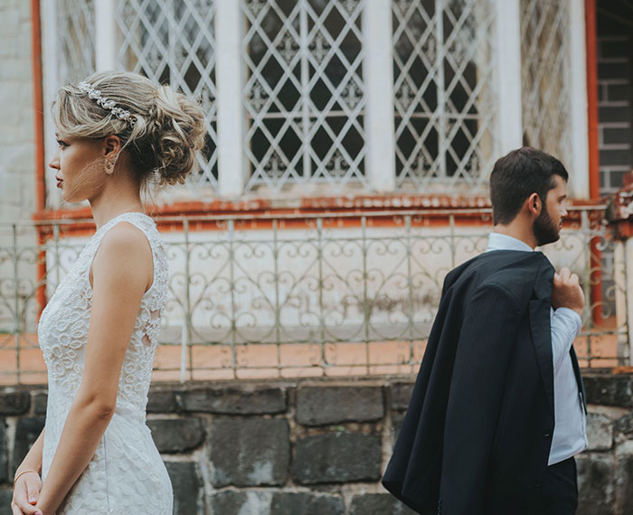 These Wedding Moments Scream "Divorce Incoming!" and It's Hilariously Awkward