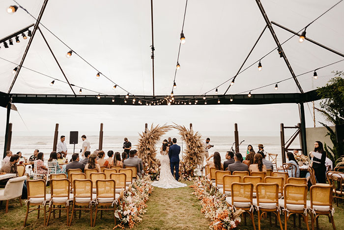 These Wedding Moments Scream "Divorce Incoming!" and It's Hilariously Awkward