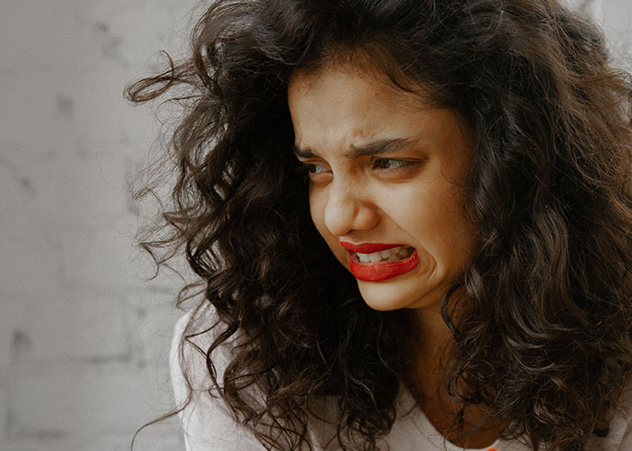 Let's Peek at the Wildest First Visits to a Guy’s Place (Warning: Yikes Ahead)