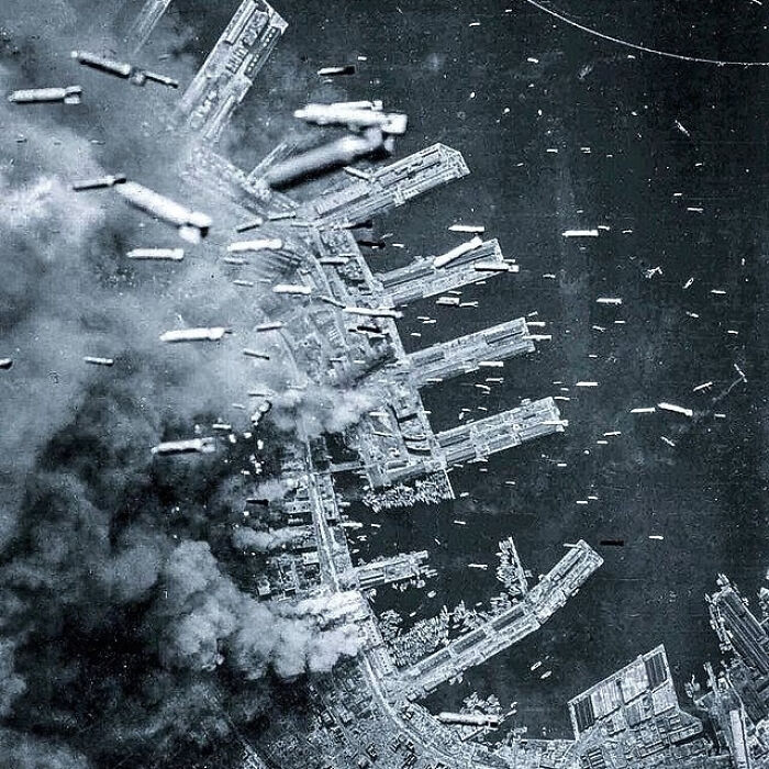 Wait, They Really Took Photos Like This? A Wild Tour Through History!
