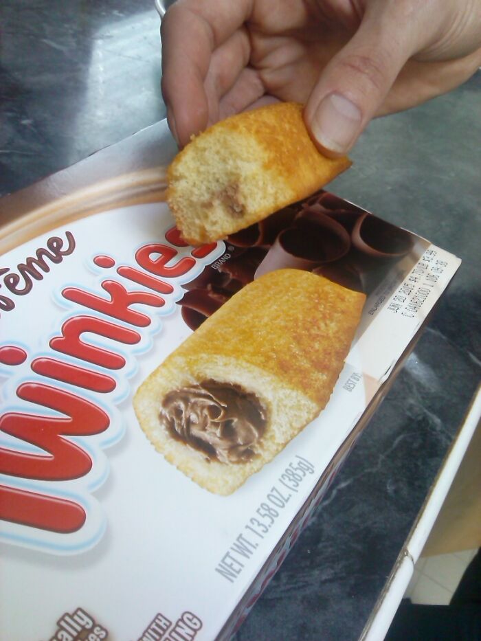 Chocolate-Filled Hostess Twinkies? More Like Almost Empty