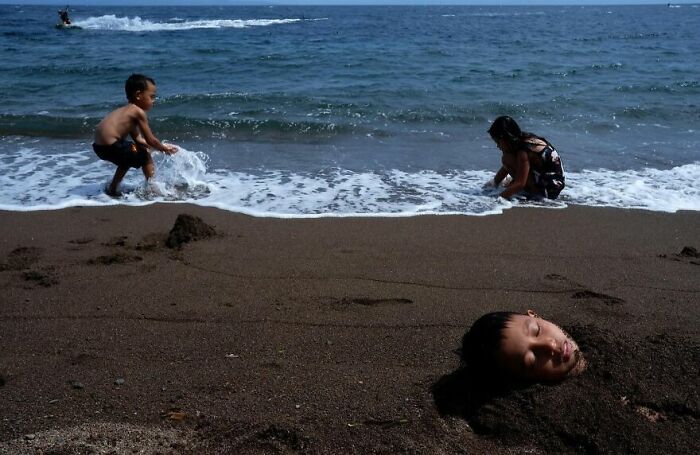 Wait, This Photographer Nailed Childhood Moments Like A Pro!