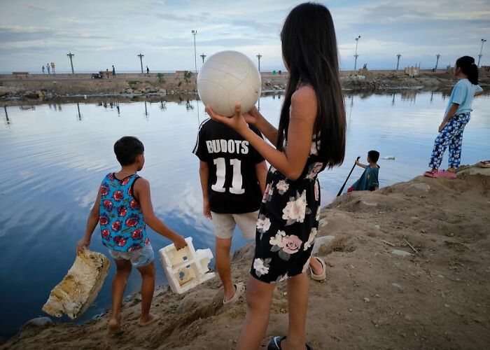 Wait, This Photographer Nailed Childhood Moments Like A Pro!