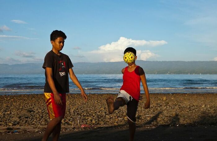 Wait, This Photographer Nailed Childhood Moments Like A Pro!
