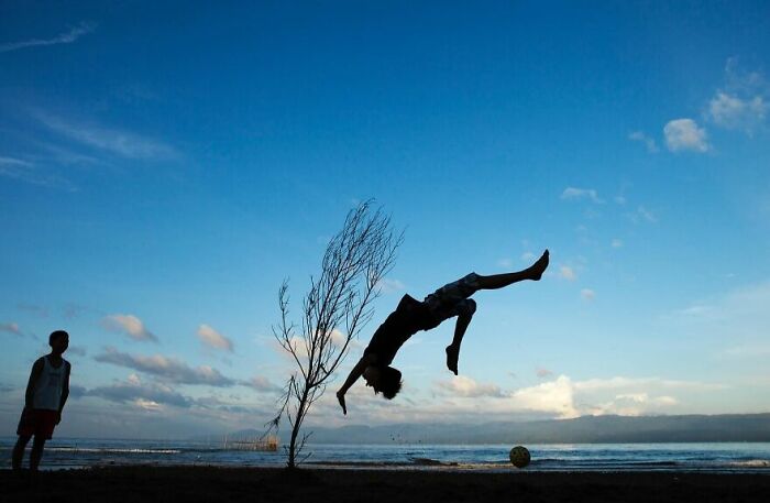 Wait, This Photographer Nailed Childhood Moments Like A Pro!