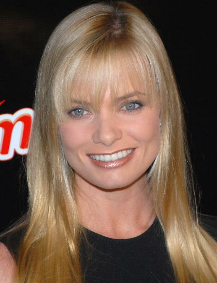 Jaime Pressly: Teen Who Ran Off to Japan for Modeling