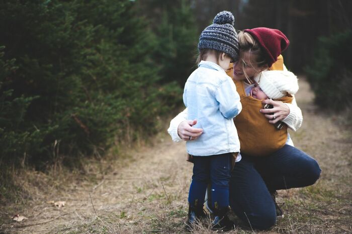 Wait, People Actually Shared Their Super Creepy "Get Me Outta Here!" Moments