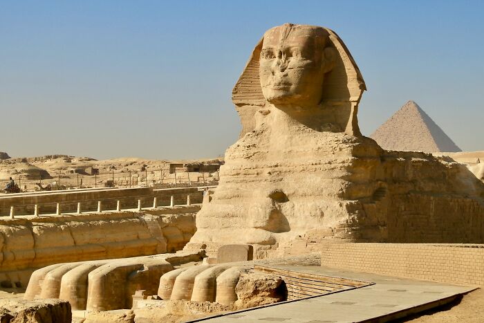 Let's Dive Into 40 Seriously Mind-Boggling Mysteries That Still Have No Answers