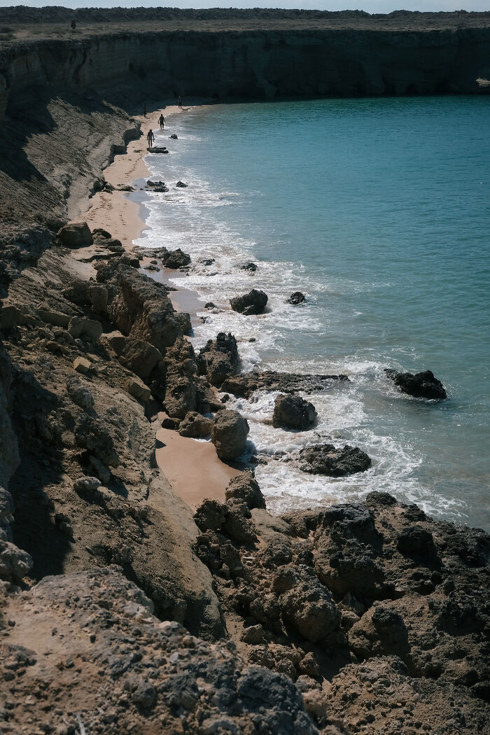 Secret Hidden Beach On Hengam Island – Shhh!