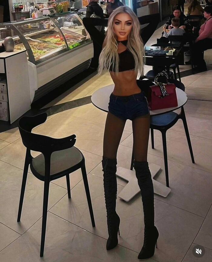 Instagram Pics That Turned Reality Into a Comedy Show