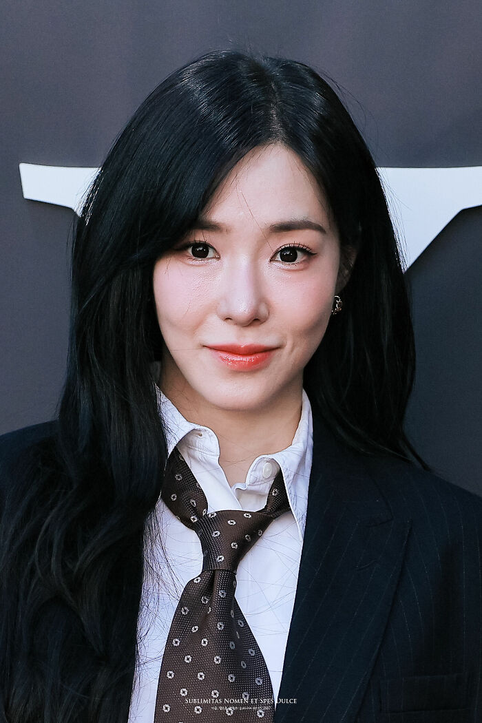 Tiffany Young: K-Pop Superstar Turned Solo Sensation (37)