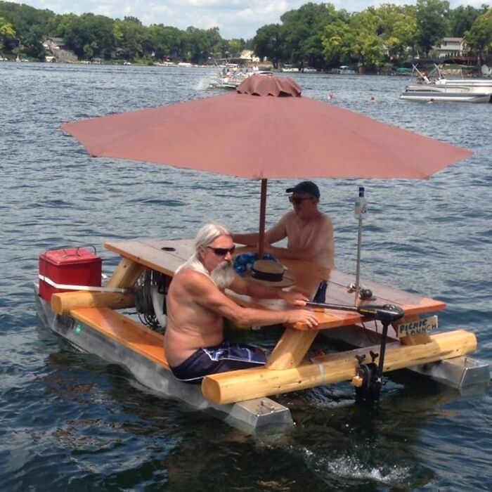 Mississippi’s Rednecks Are Just Out There Living Their Best Lives