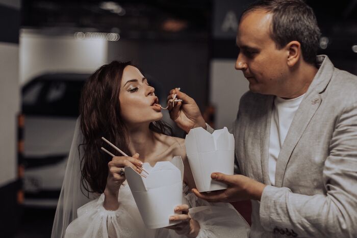Wait, People Actually Shared Their Most Cringe Wedding Photos?! (43 Pics of Pure Comedy)