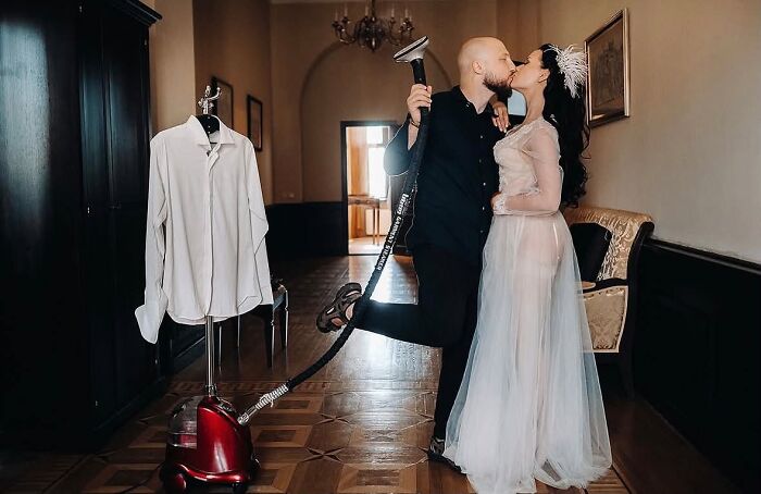 Wait, People Actually Shared Their Most Cringe Wedding Photos?! (43 Pics of Pure Comedy)