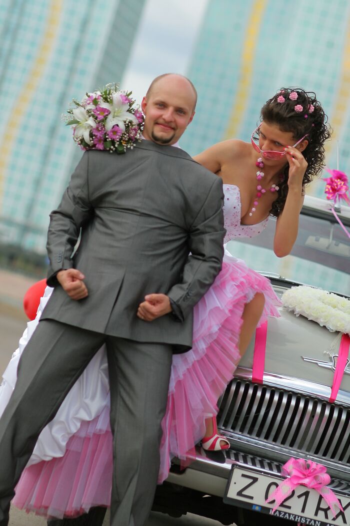 Wait, People Actually Shared Their Most Cringe Wedding Photos?! (43 Pics of Pure Comedy)