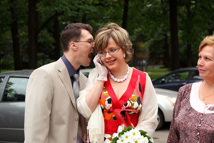 Wait, People Actually Shared Their Most Cringe Wedding Photos?! (43 Pics of Pure Comedy)