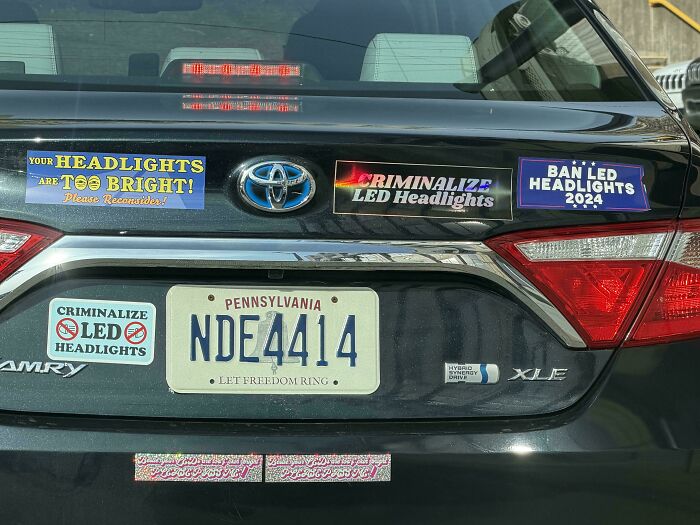 Wait, They Actually Put That On Their Car?! 35 Bumper Stickers That Make You Go Huh?