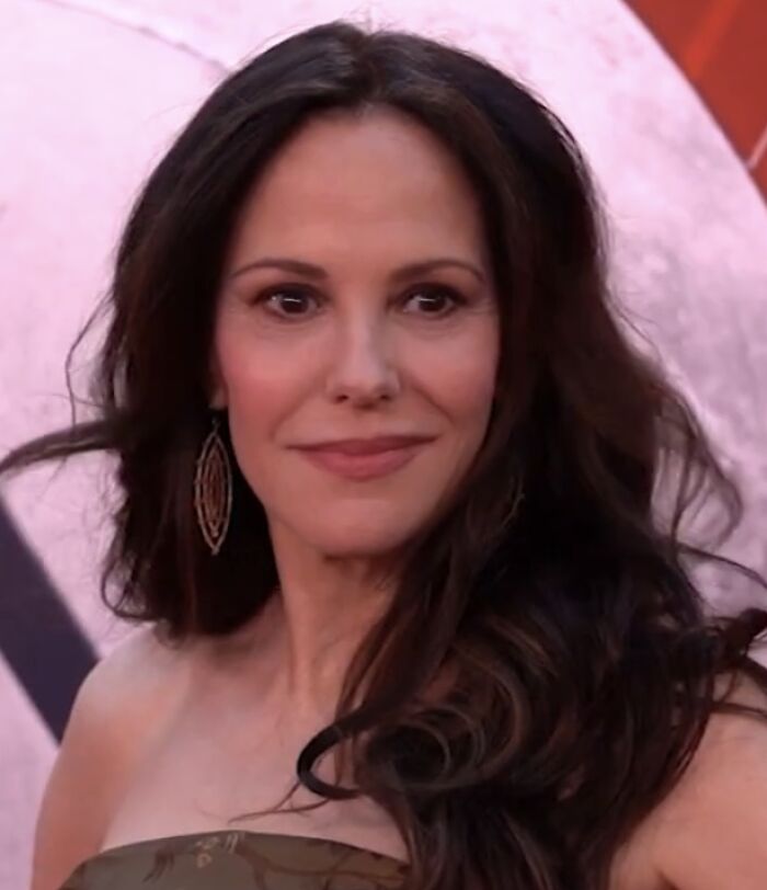 Mary-Louise Parker: The Actress Who Lived All Over Before Acting