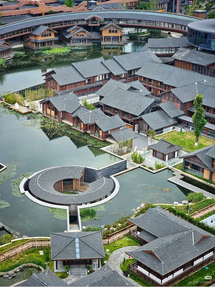 Longxing Temple Urban Renewal: Old Meets New With Style