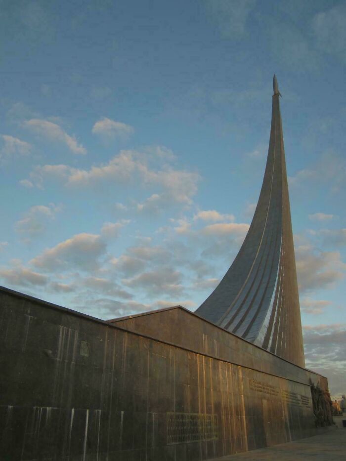 Monument to the Soviet Space Program: Big, Bold, and Outta This World